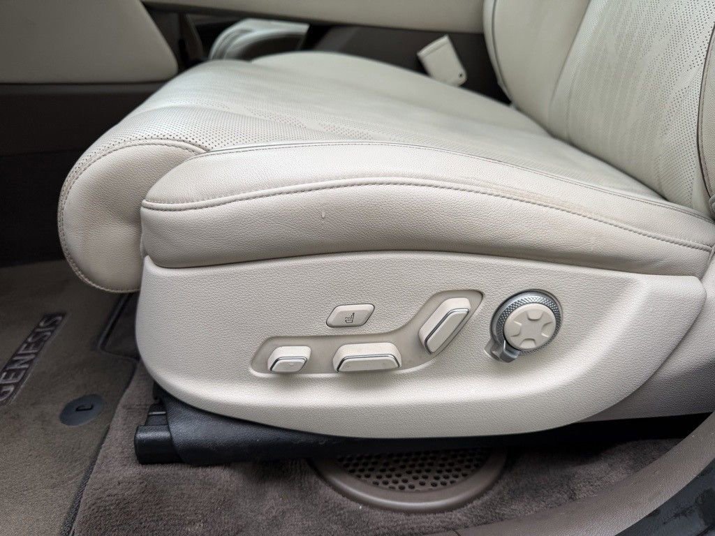 Used 2021 Genesis GV80 3.5T w/ Advanced Package 06 image 14