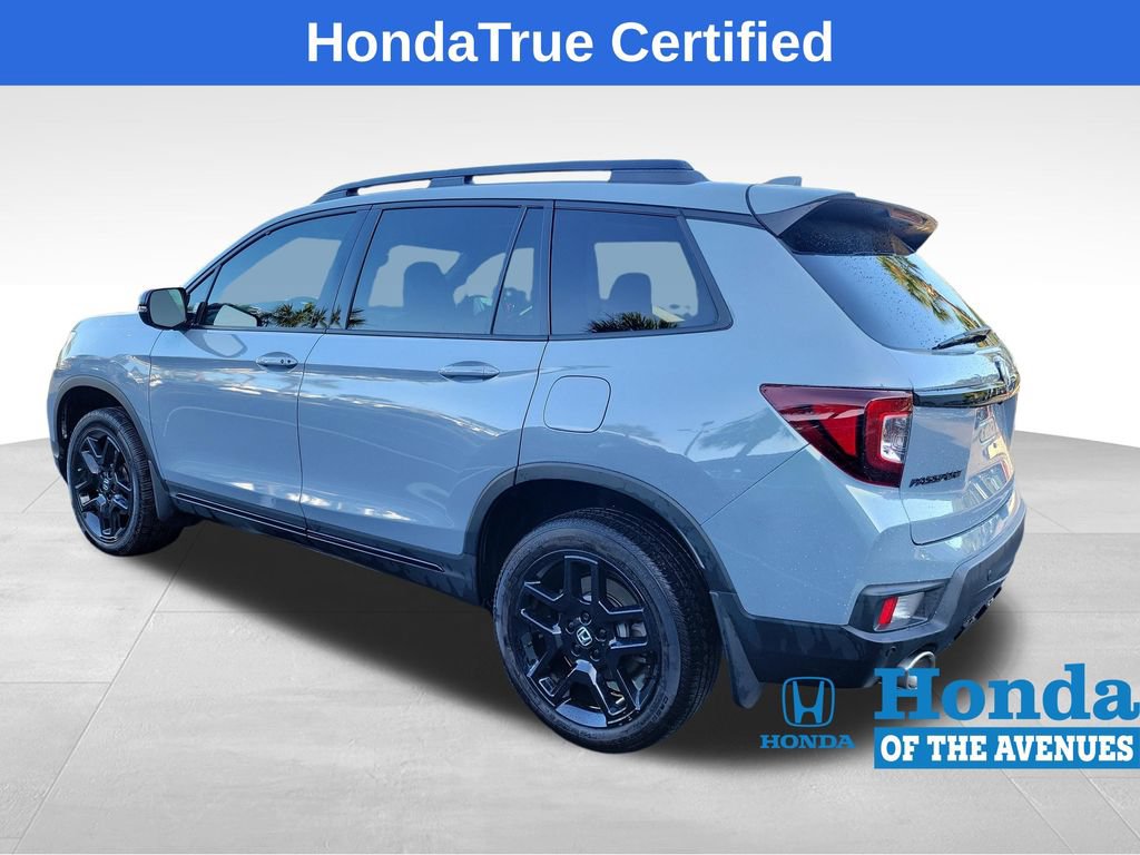 Used 2024 Honda Passport Black Edition image 4