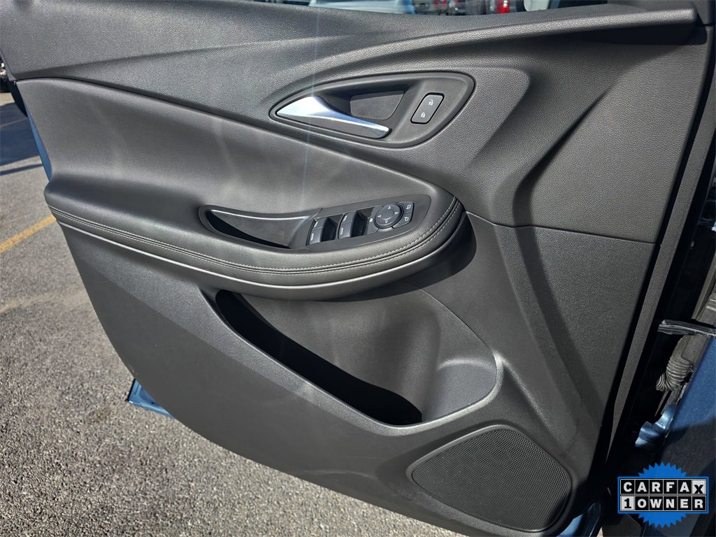 Used 2024 Buick Encore GX Sport Touring w/ Comfort Package image 25