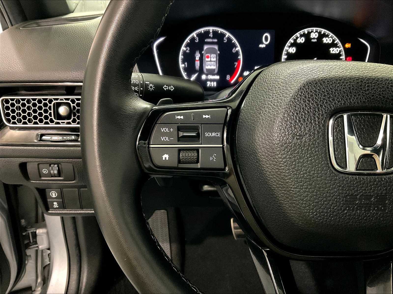 Used 2024 Honda Civic Sport image 22