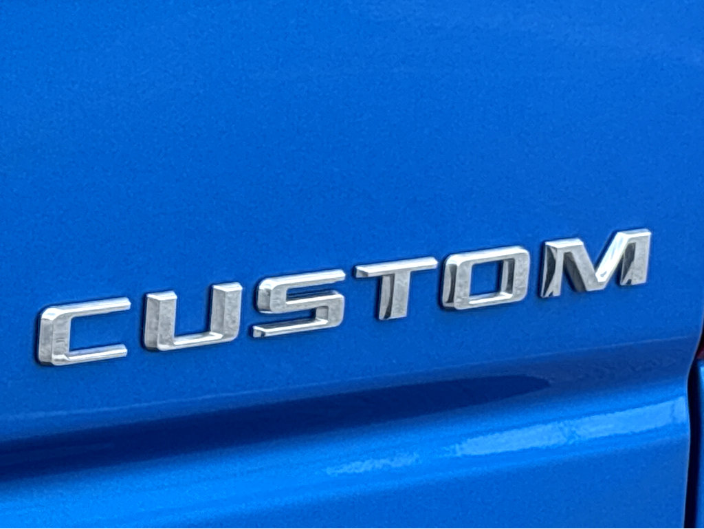 Used 2025 Chevrolet Silverado 1500 Custom image 23