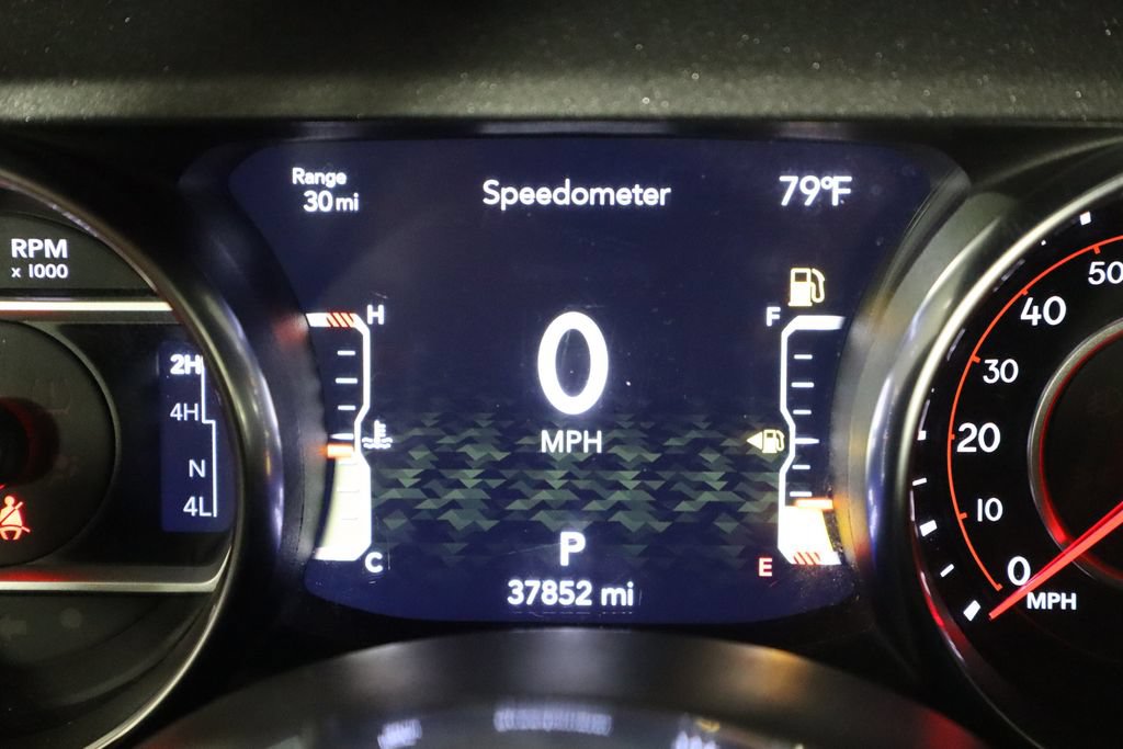 Used 2022 Jeep Gladiator Mojave AWD/4WD image 34