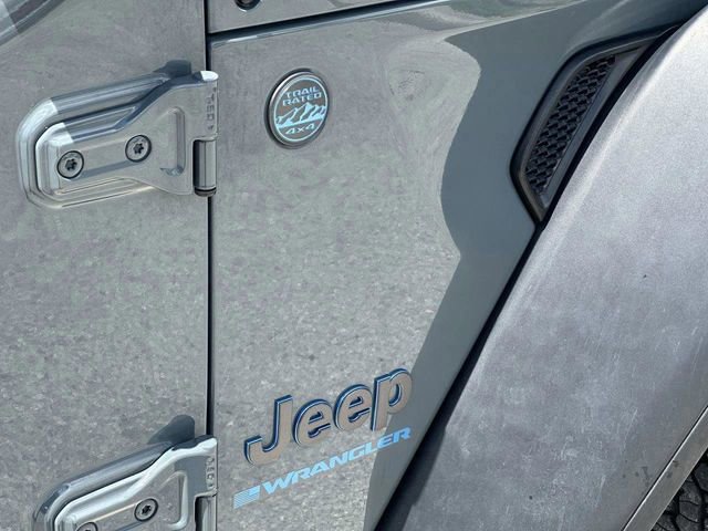 Used 2024 Jeep Wrangler Unlimited Rubicon 4xe image 6