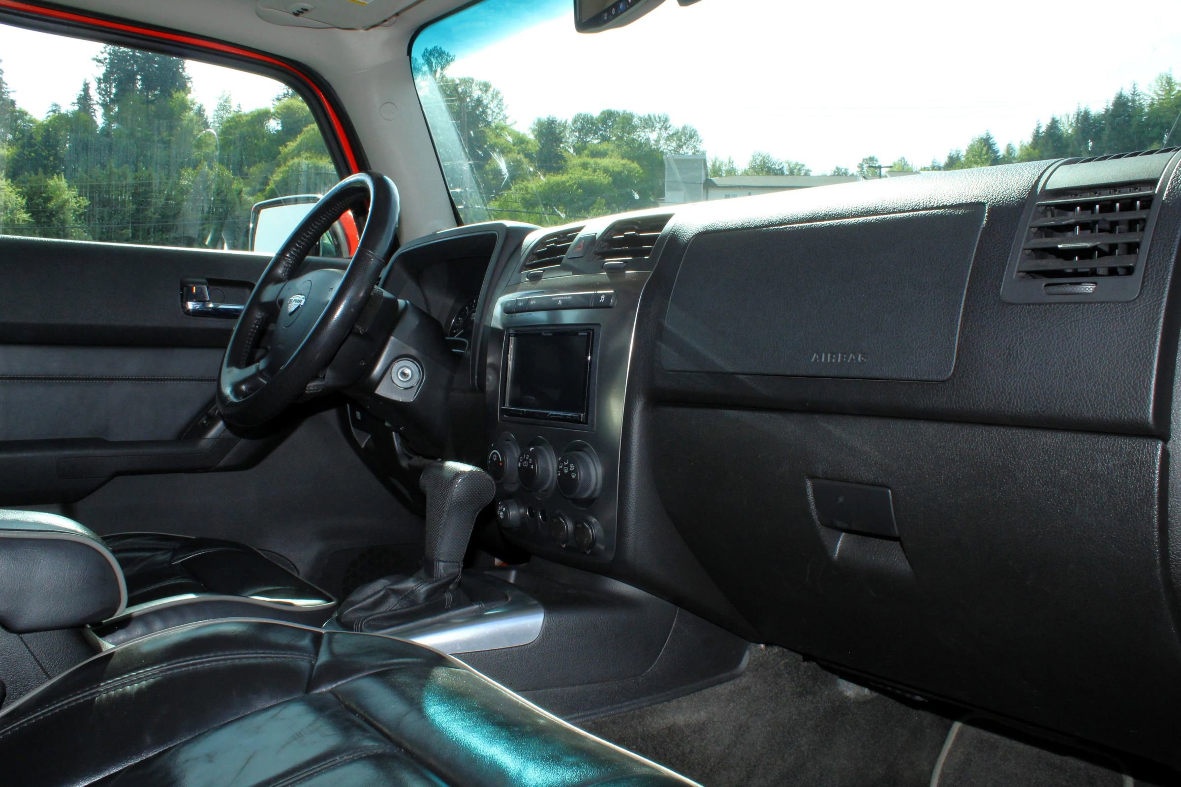 Used 2009 HUMMER H3 Alpha AWD/4WD image 15