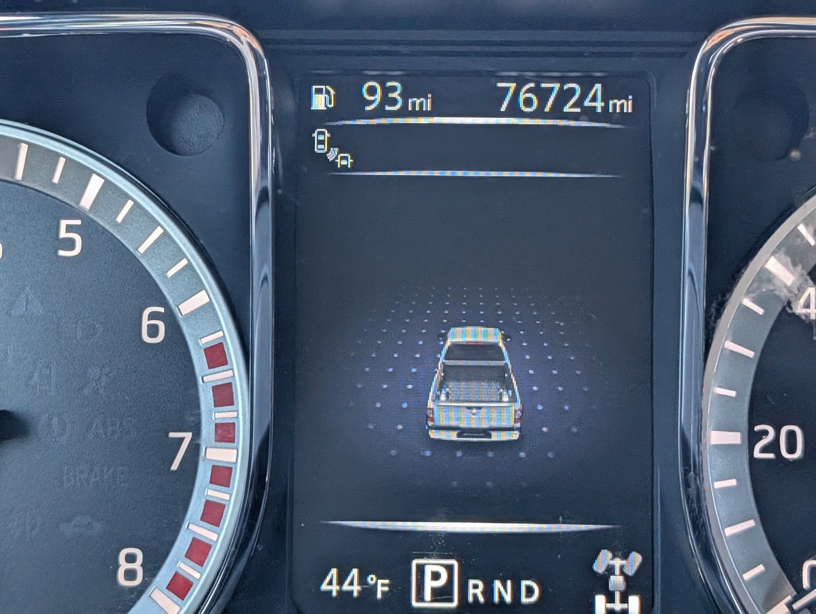 Used 2018 Nissan Titan SL w/ Off-Road Package image 11