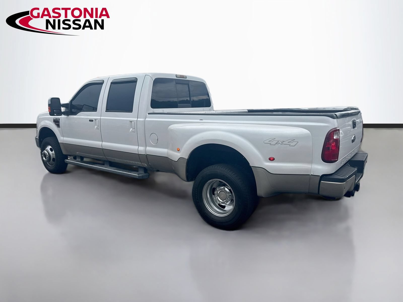 Used 2010 Ford F350 King Ranch AWD/4WD image 6