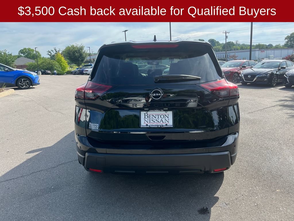 New 2026 Nissan Rogue Dark Armor FWD image 7