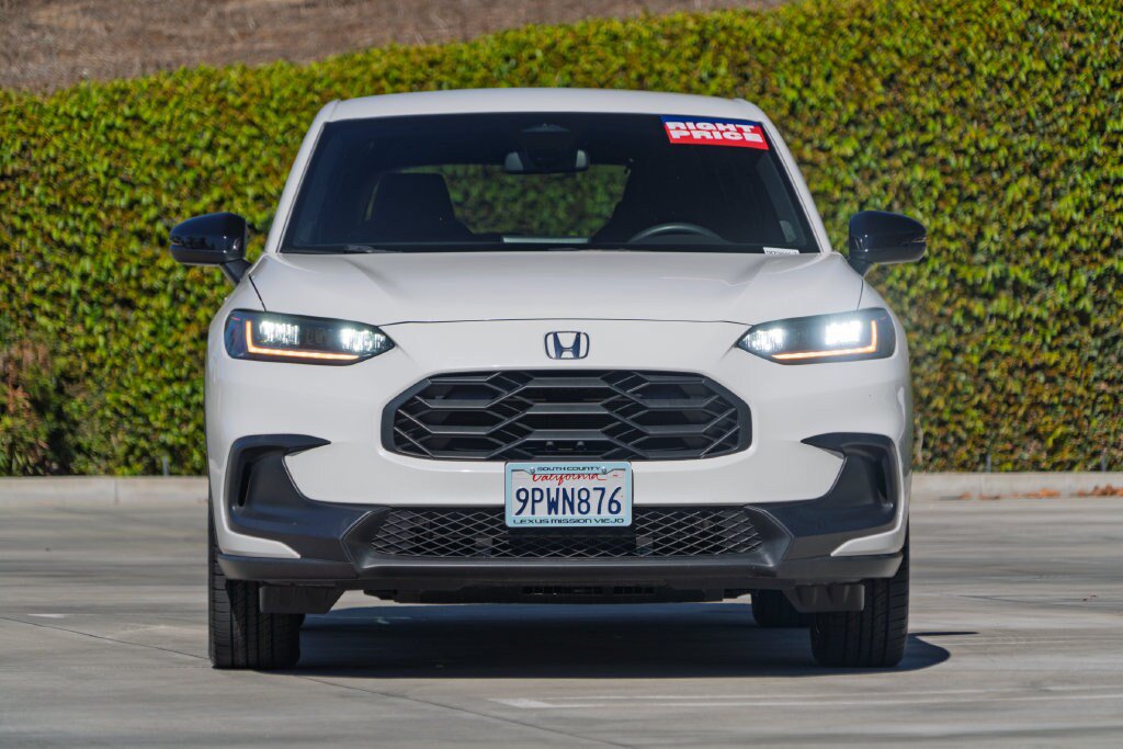 Used 2025 Honda HR-V Sport image 4