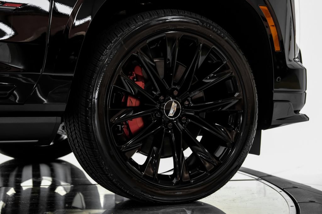 Used 2026 Cadillac Escalade V w/ LPO, ONYX Package AWD/4WD image 73