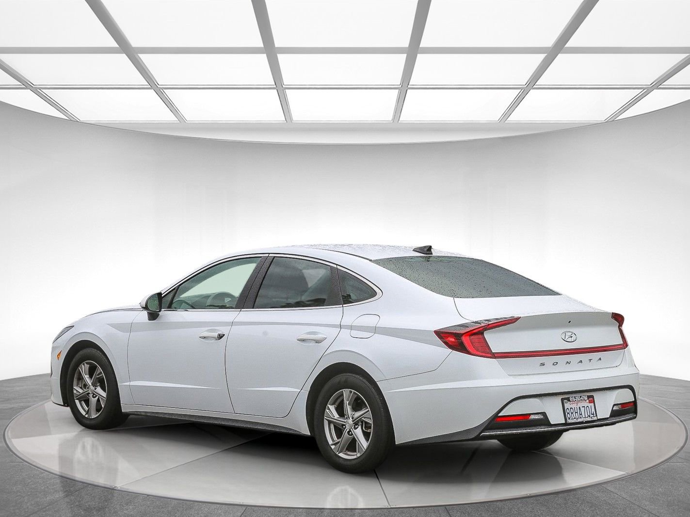 Used 2020 Hyundai Sonata SE w/ Cargo Package image 2