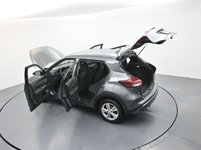 Used 2025 Nissan Kicks Play S FWD image 57