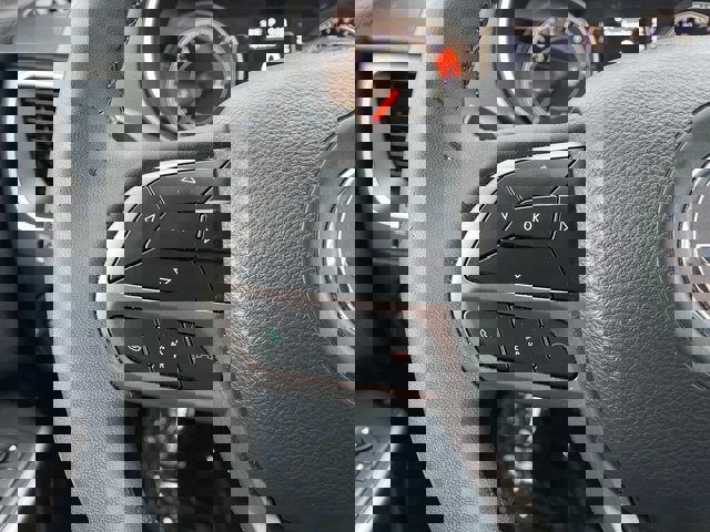 Used 2020 Jeep Cherokee Latitude Plus image 19