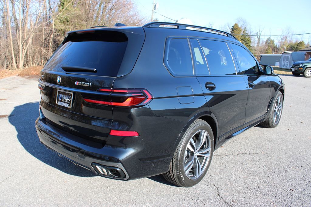 New 2026 BMW X7 M60i image 8