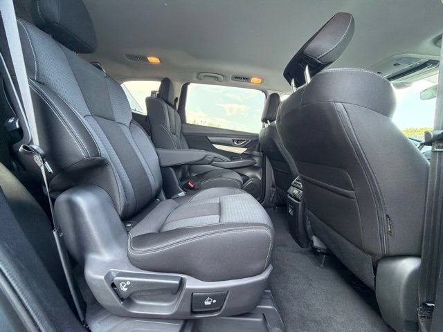 Used 2022 Subaru Ascent Premium w/ Convenience Package AWD/4WD image 18