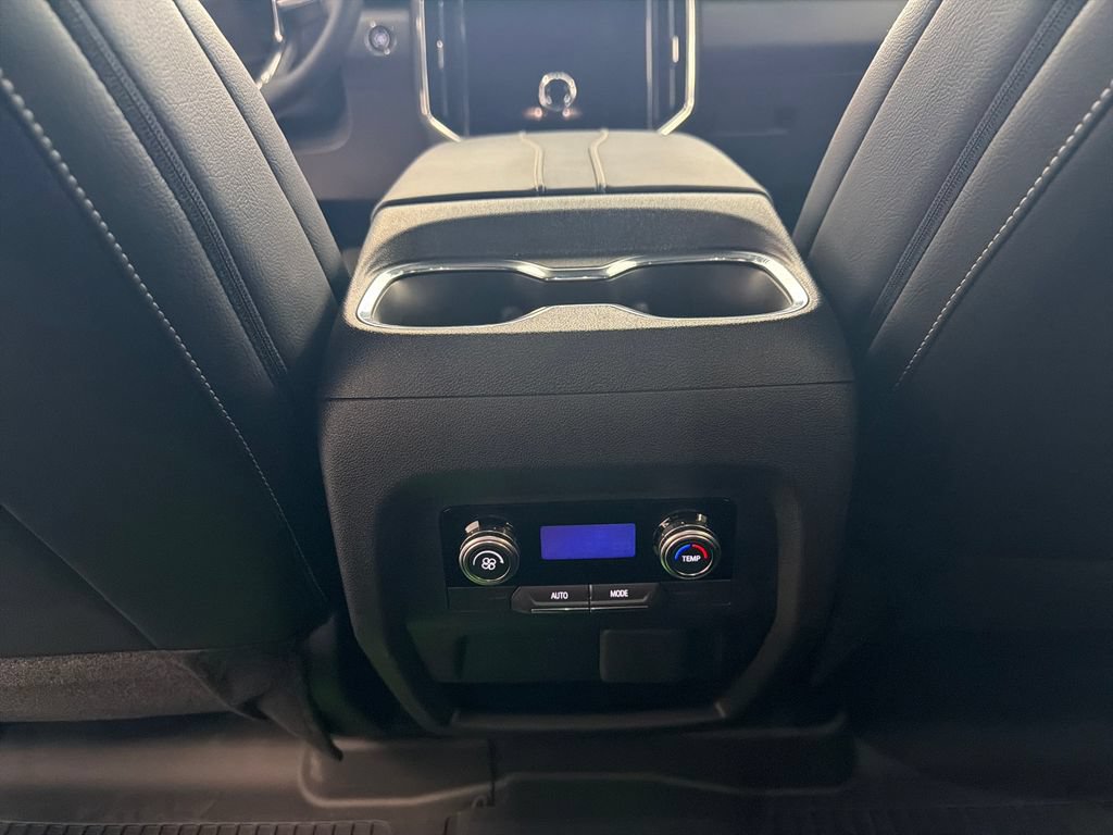 New 2026 GMC Acadia Elevation w/ LPO, Floor Liner Package FWD image 16
