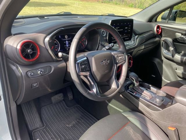 Used 2024 Chevrolet Blazer RS w/ Driver Confidence II Package FWD image 24