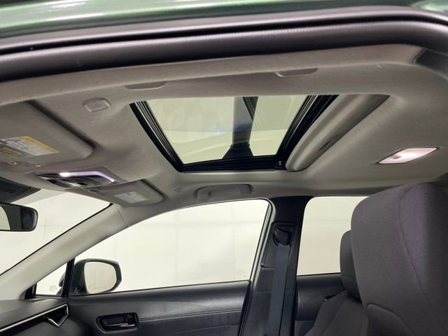 Used 2023 Toyota Corolla Cross LE w/ Moonroof Package image 16