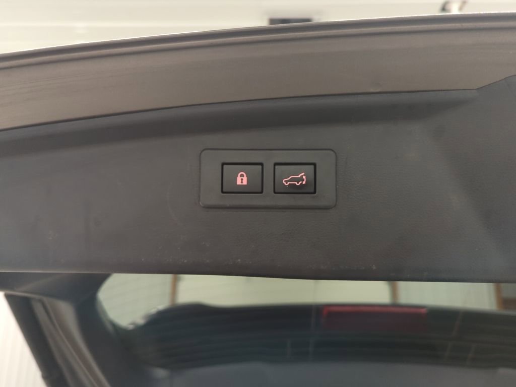 Used 2024 Subaru Outback Limited AWD/4WD image 8