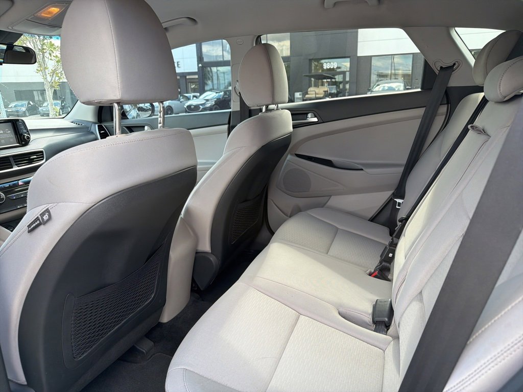 Used 2020 Hyundai Tucson SE image 3