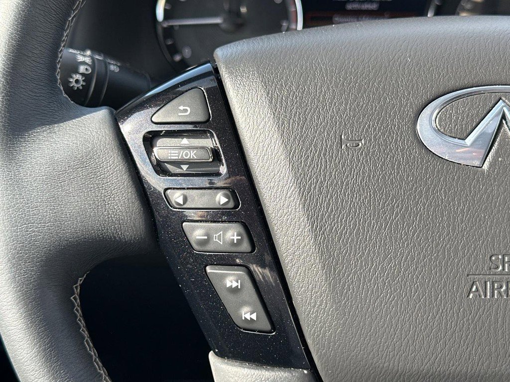 Used 2023 INFINITI QX80 Luxe w/ Cargo Package image 26