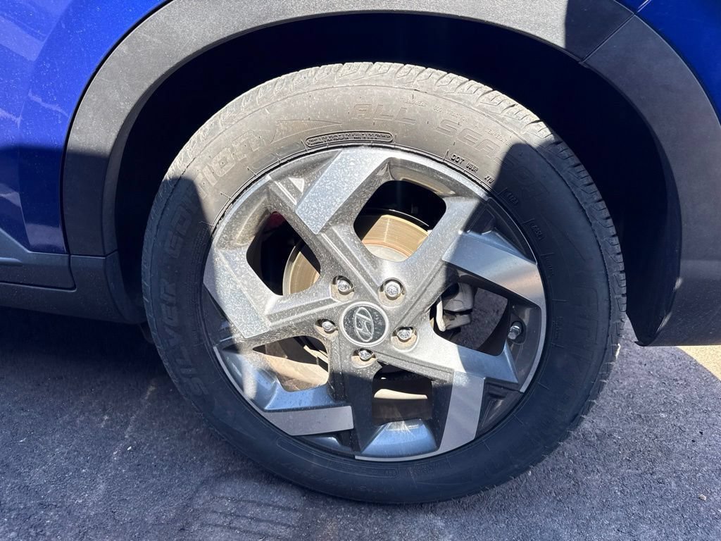 Used 2021 Hyundai Venue SEL w/ Premium Package FWD image 15