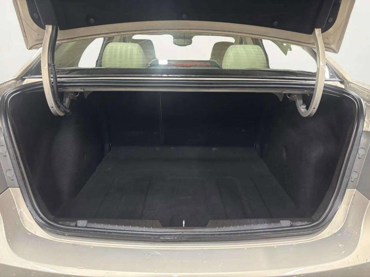 Used 2012 Chevrolet Cruze LTZ image 15