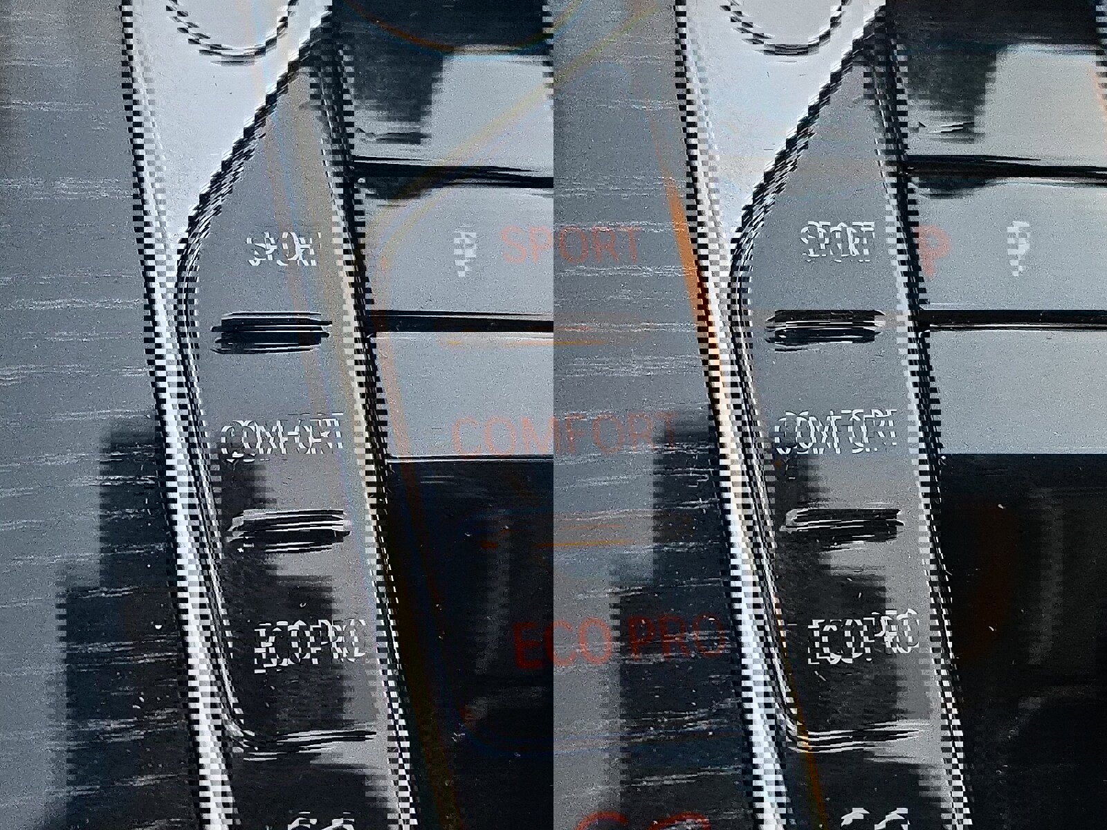 Certified 2025 BMW X7 xDrive40i w/ M Sport Package image 25