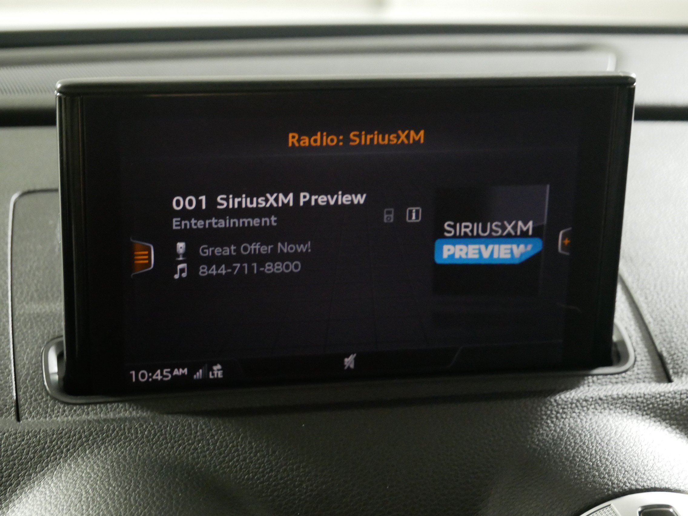 Used 2018 Audi A3 e-tron Prestige w/ Prestige Package FWD image 22