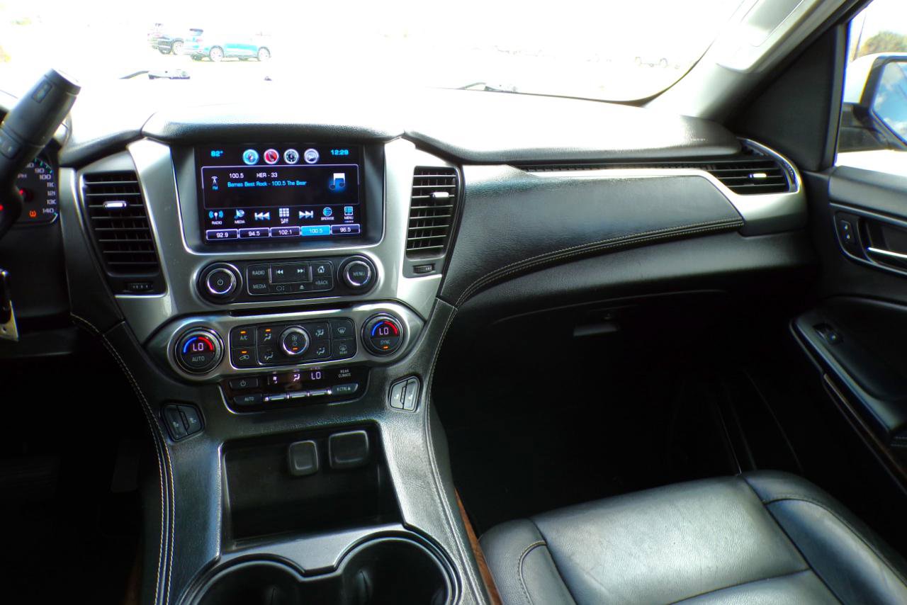 Used 2018 Chevrolet Suburban LT RWD image 14