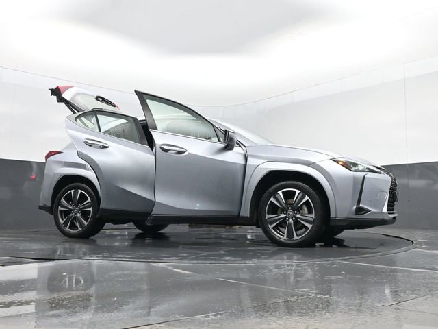 Used 2023 Lexus UX 250h AWD w/ Accessory Package (Z1) image 33