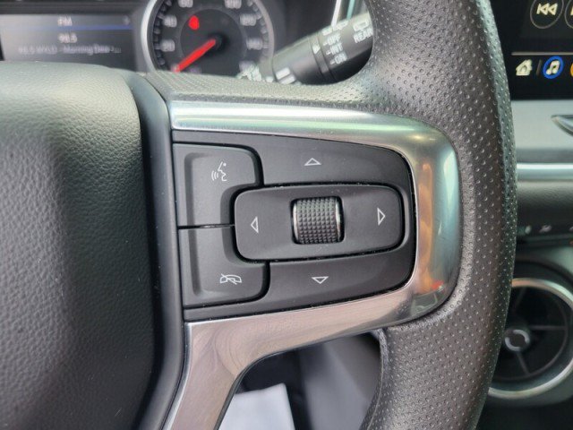 Used 2024 Chevrolet Blazer LT FWD image 17
