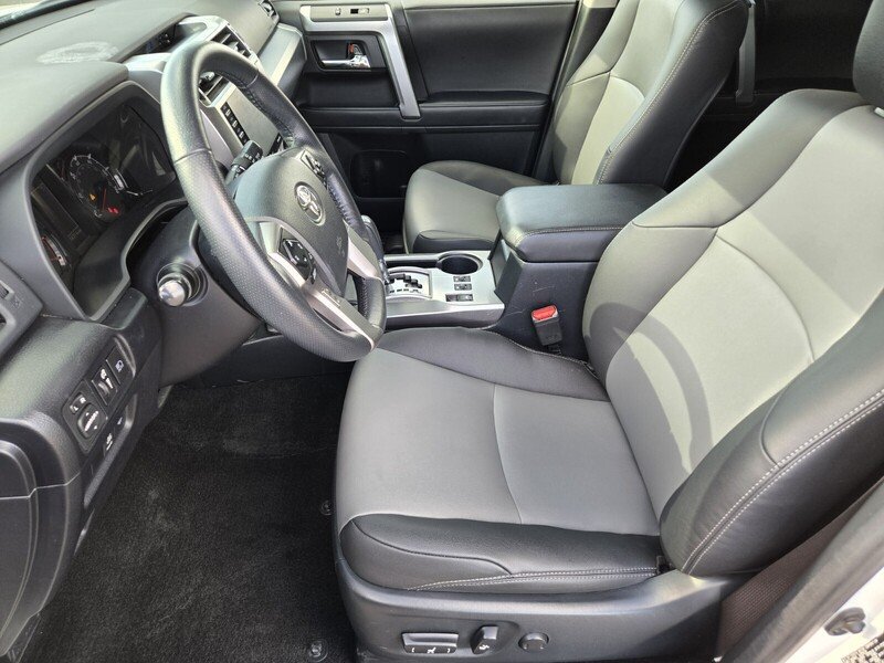Used 2023 Toyota 4Runner SR5 Premium w/ Moonroof Package AWD/4WD image 11