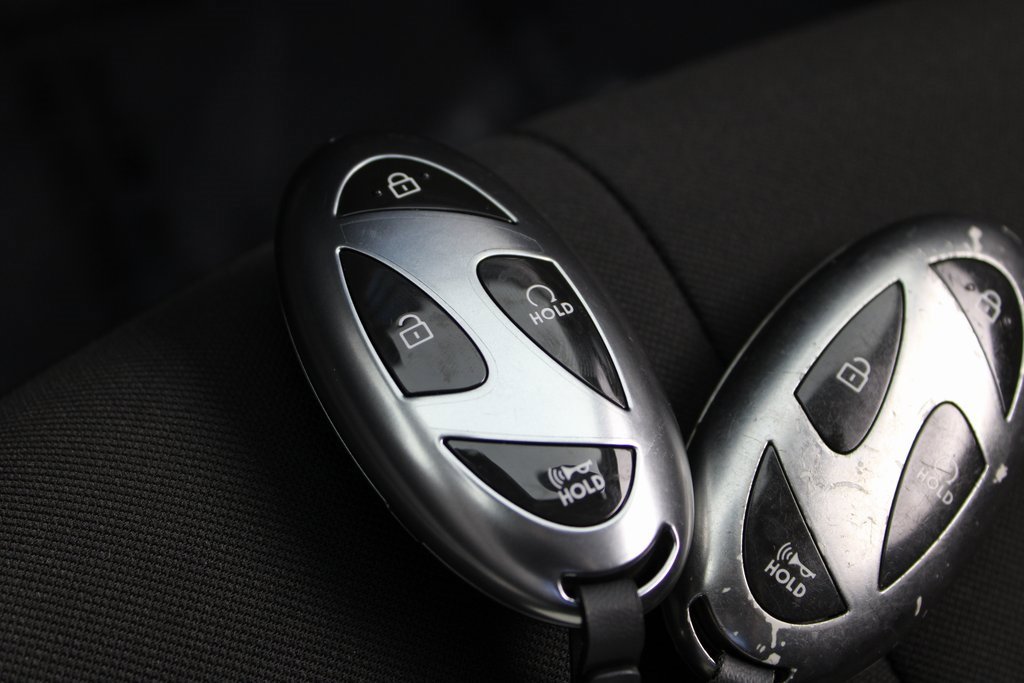 Certified 2024 Hyundai Elantra SEL image 25
