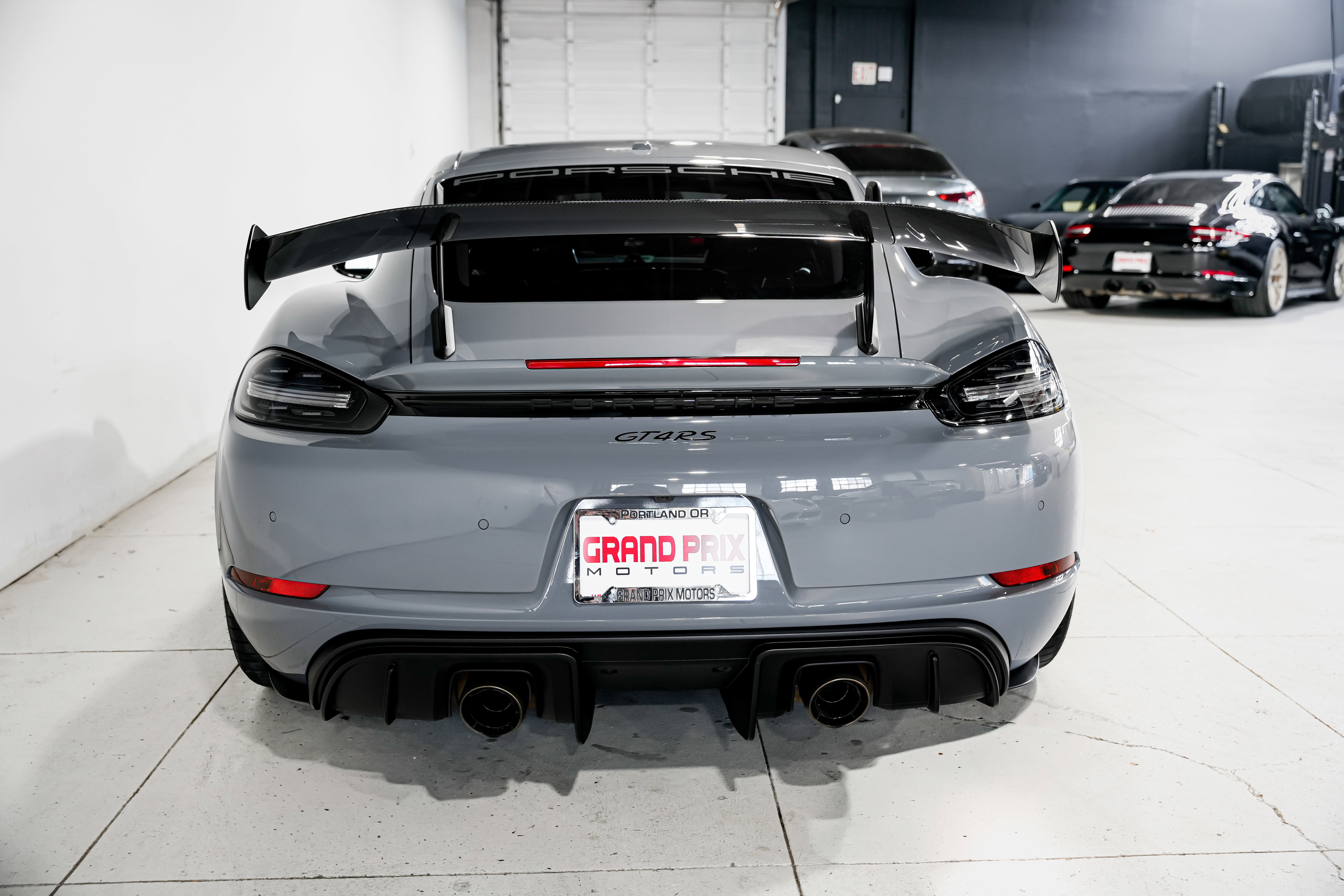 Used 2023 Porsche 718 Cayman GT4 RS RWD image 4