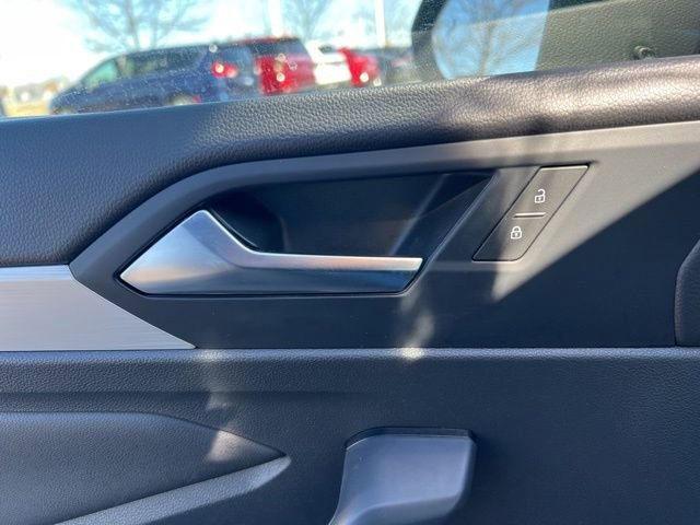 Used 2025 Volkswagen Jetta Sport image 25