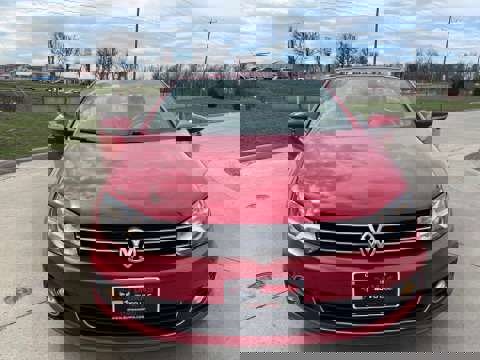 Used 2014 Volkswagen Eos Komfort image 2