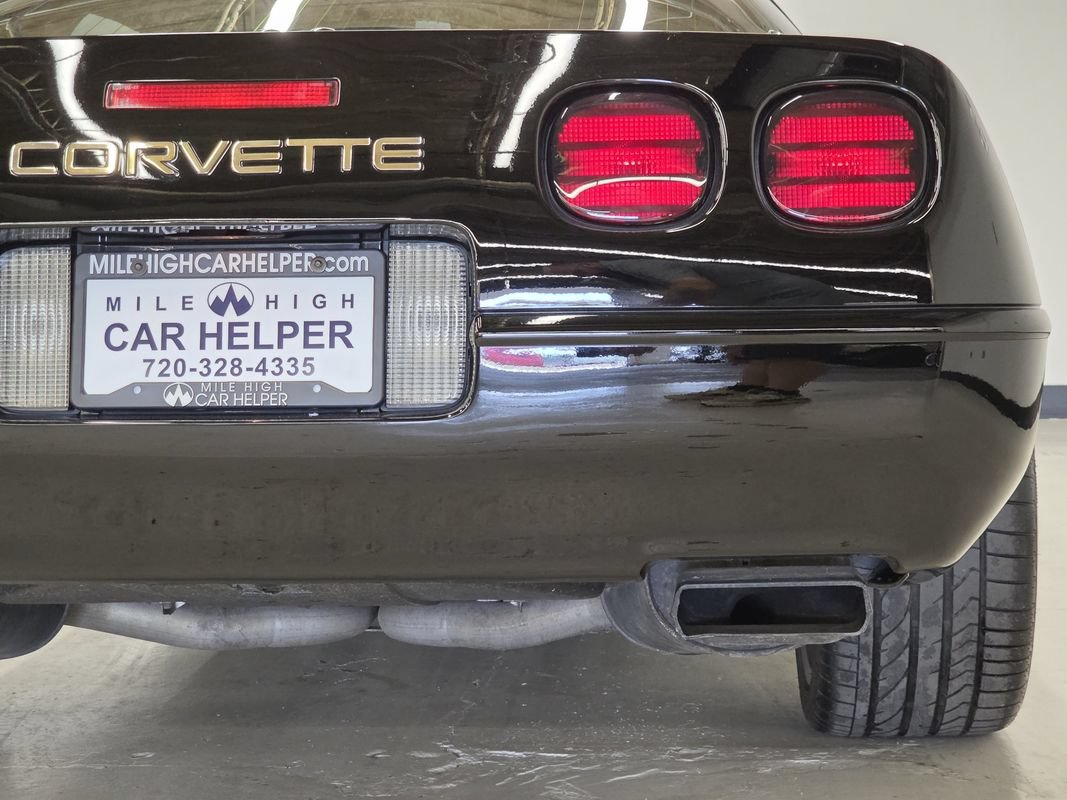 Used 1994 Chevrolet Corvette Coupe RWD image 51