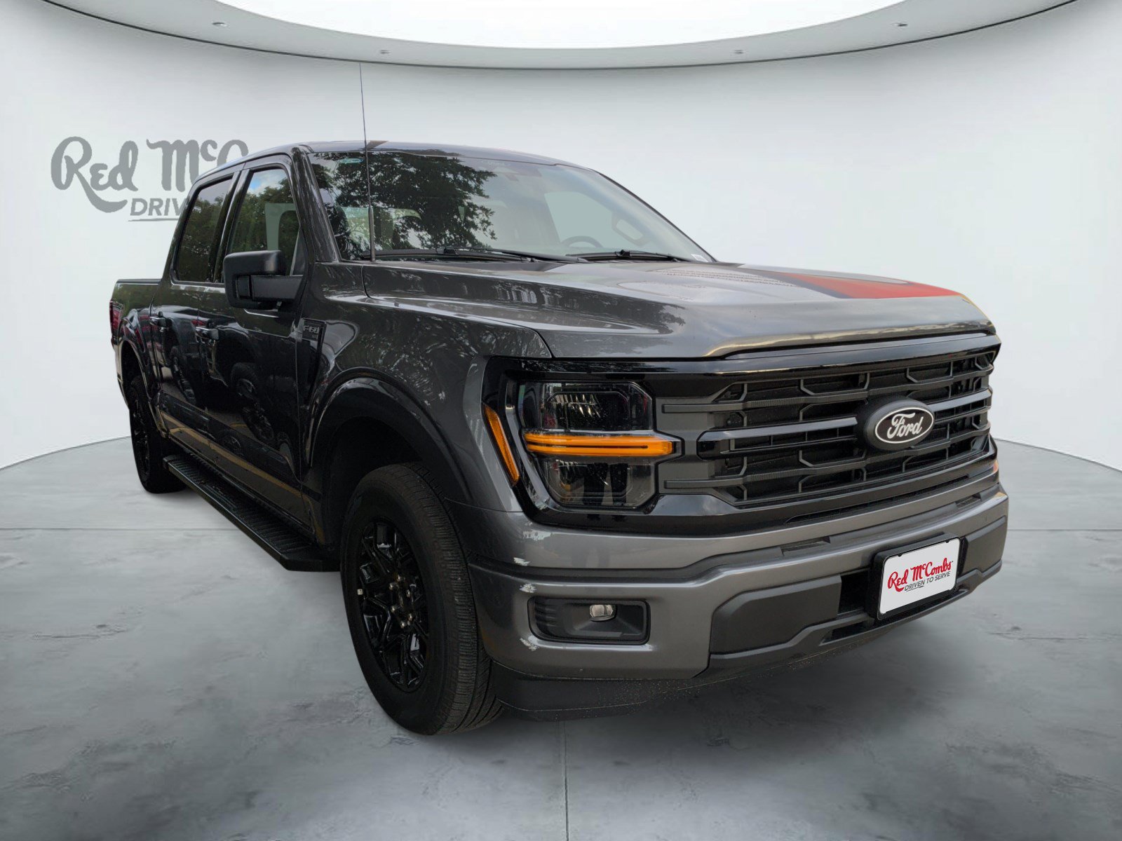 Used 2026 Ford F150 XLT w/ XLT Black Appearance Package RWD image 3