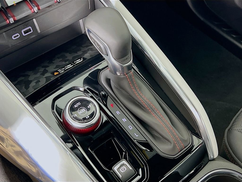 Used 2024 GMC Canyon AT4X image 16