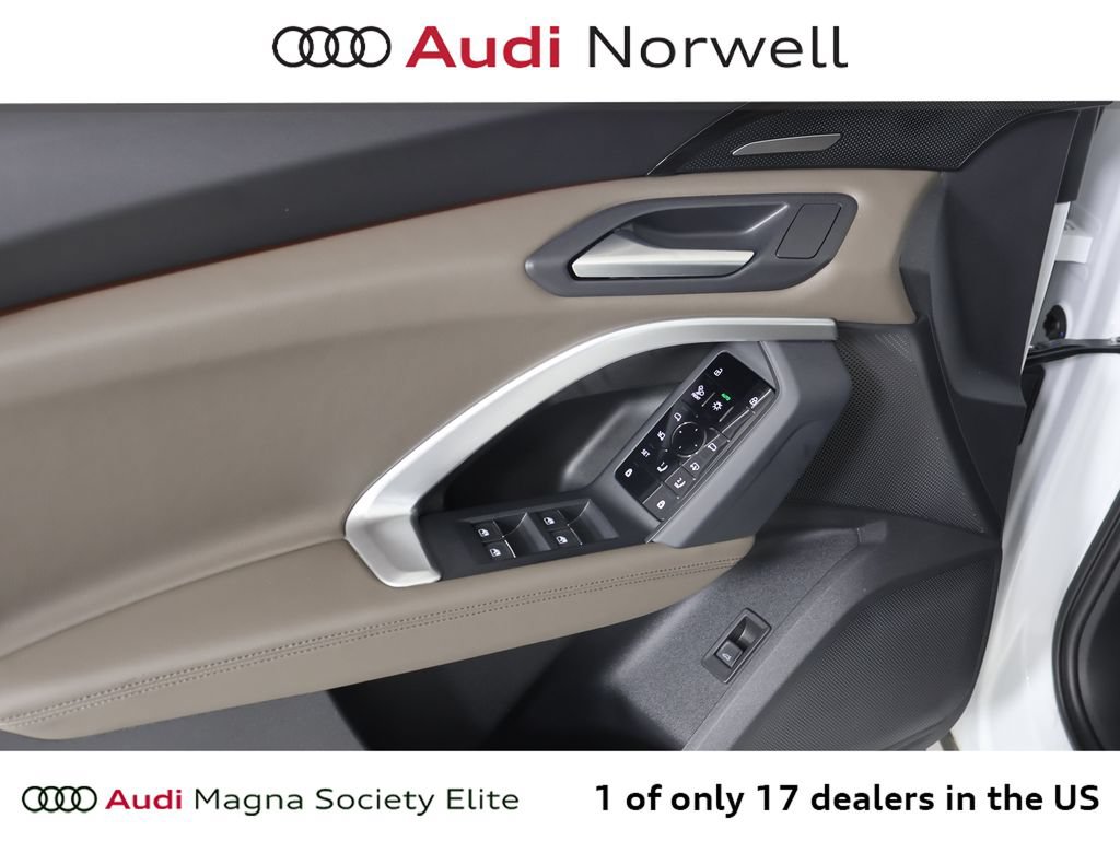 Used 2025 Audi Q5 Premium Plus w/ Premium Plus AWD/4WD image 21