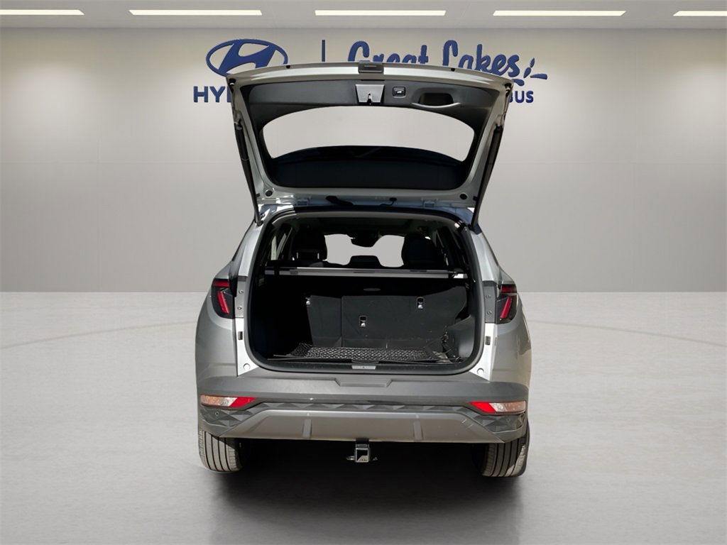 Certified 2022 Hyundai Tucson Limited w/ Cargo Package image 11