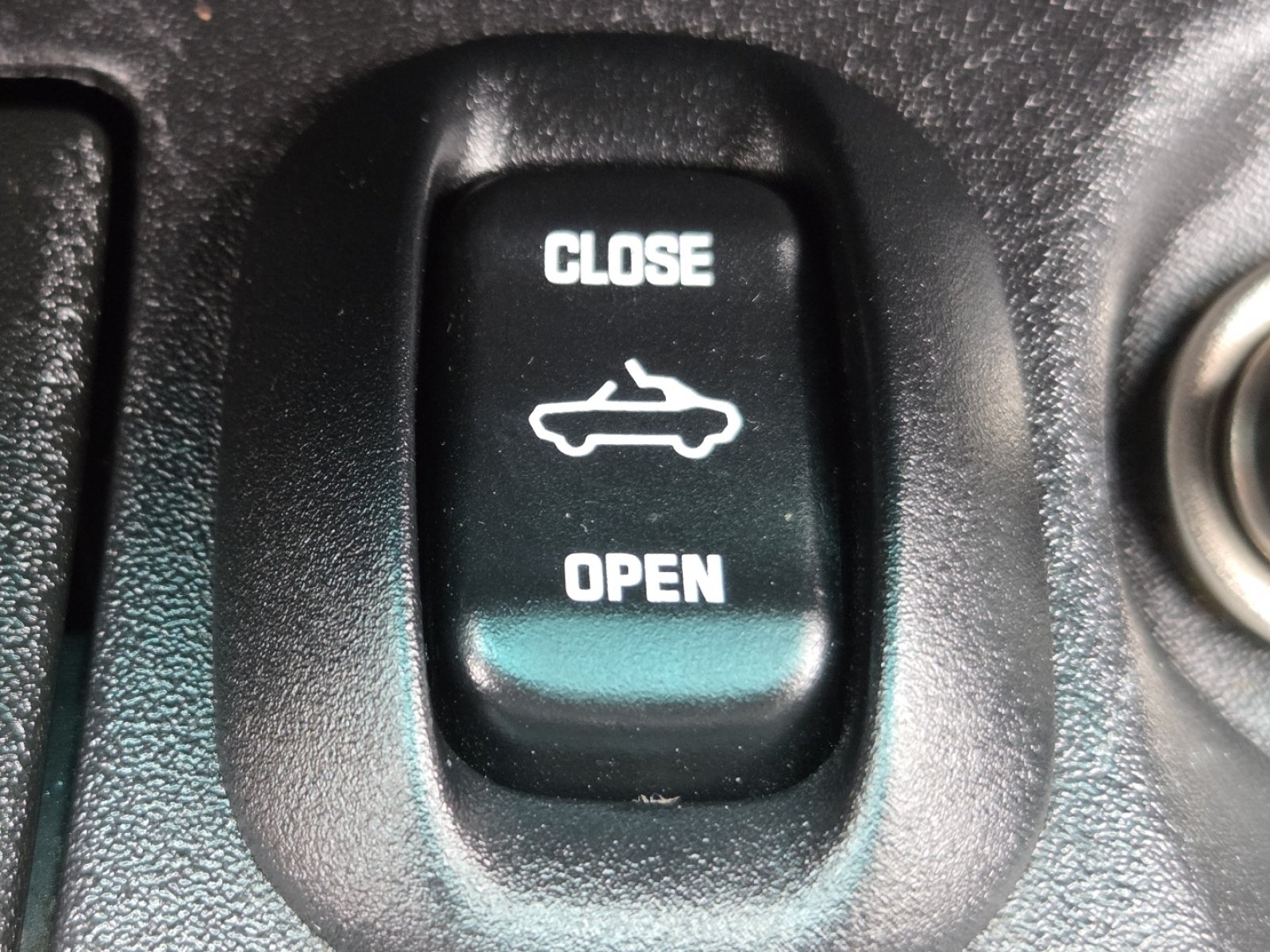 Used 2001 Mitsubishi Eclipse GT FWD image 8