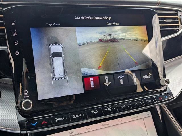 Used 2023 Jeep Grand Wagoneer Series III image 14