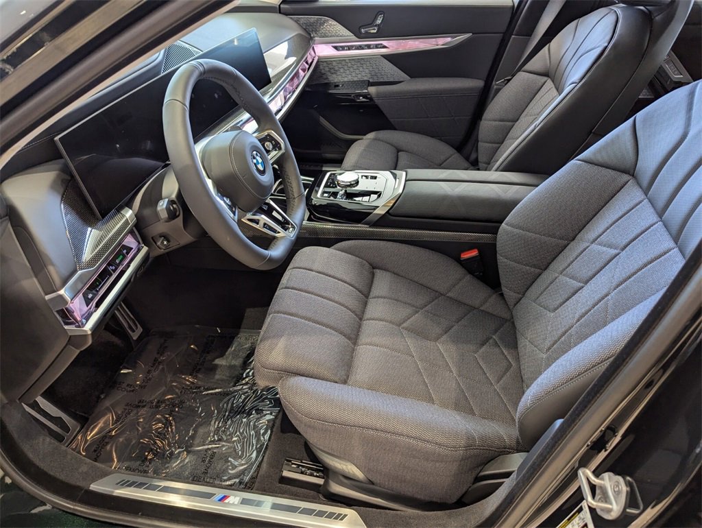 New 2026 BMW 760i xDrive image 5