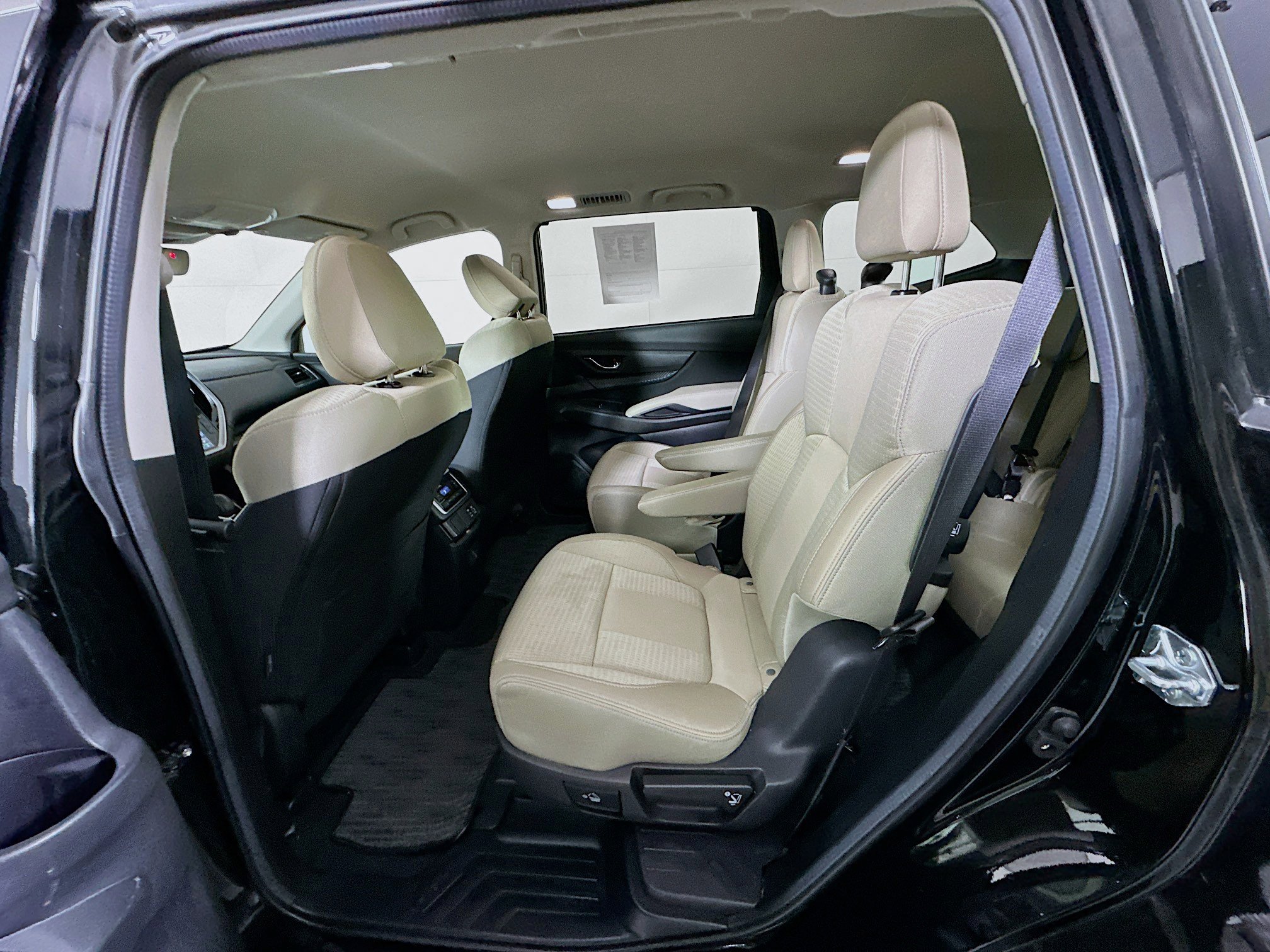 Used 2025 Subaru Ascent Premium image 26