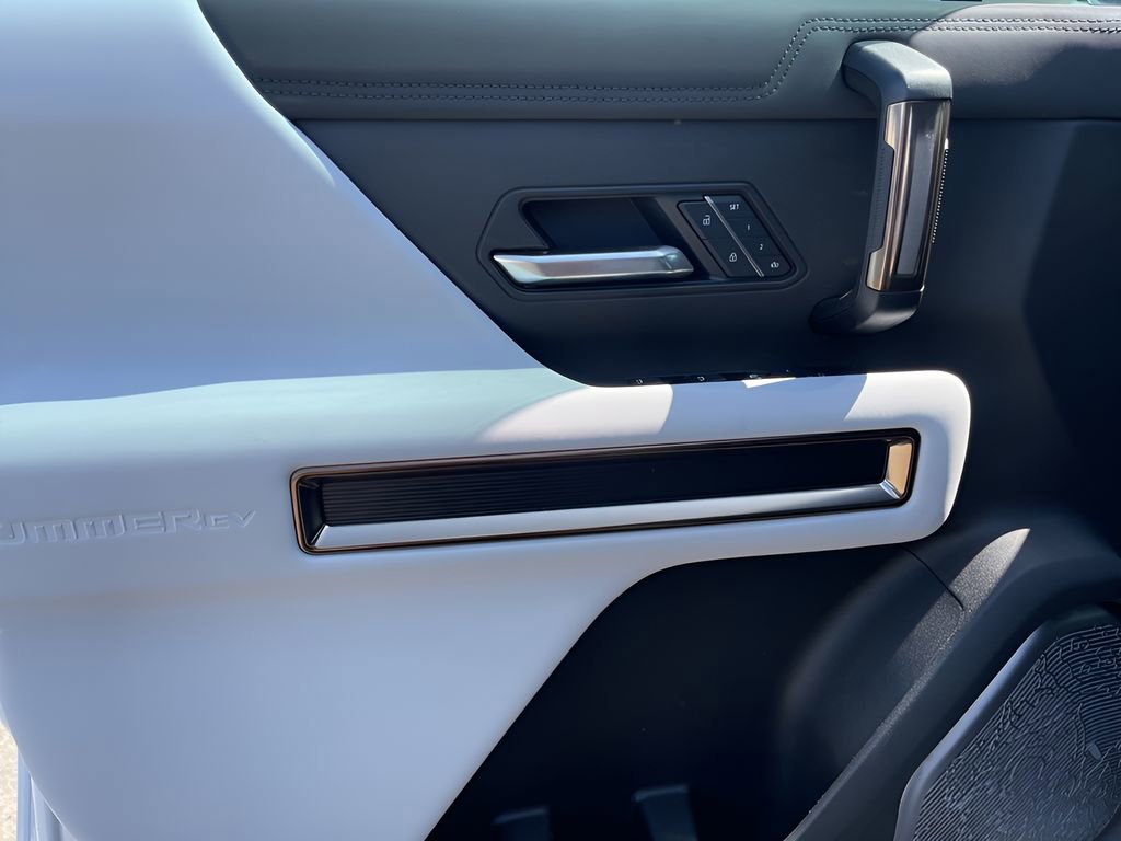 New 2025 GMC Hummer EV 2X image 20