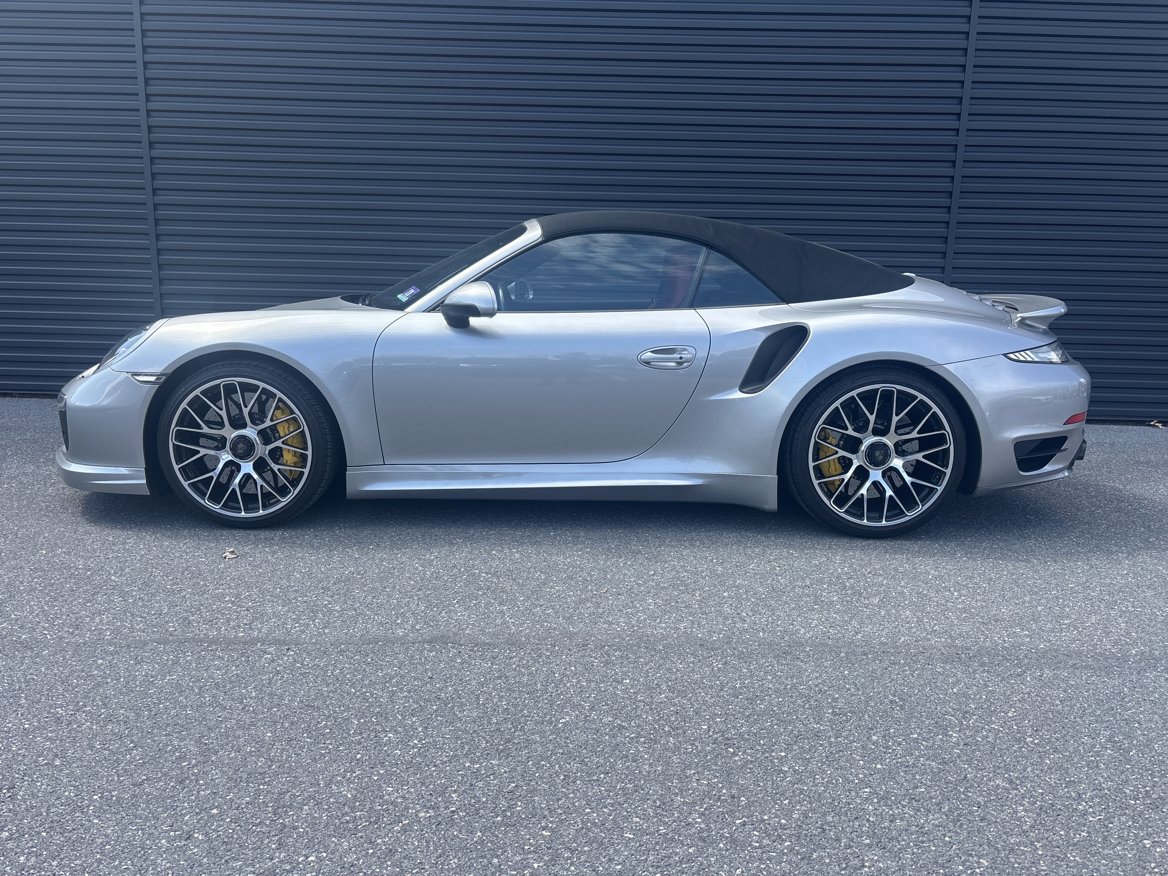 Certified 2015 Porsche 911 Turbo image 2