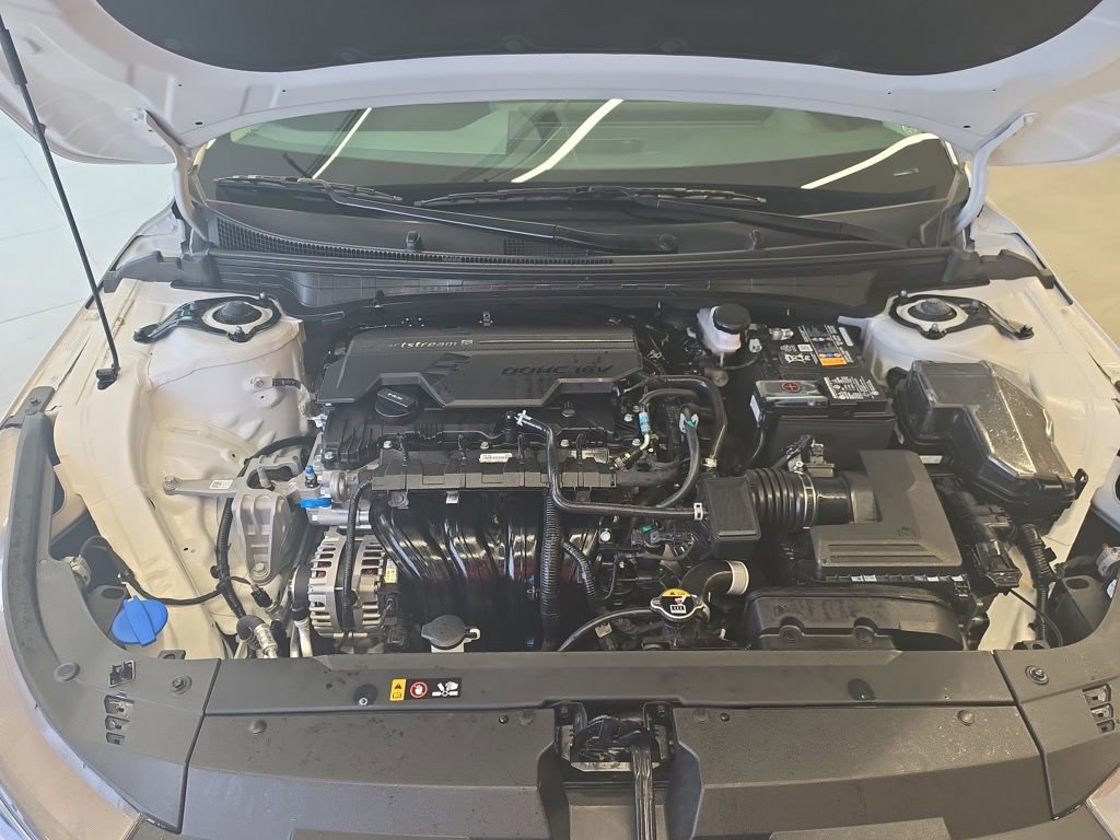 Certified 2025 Kia K4 LXS image 27