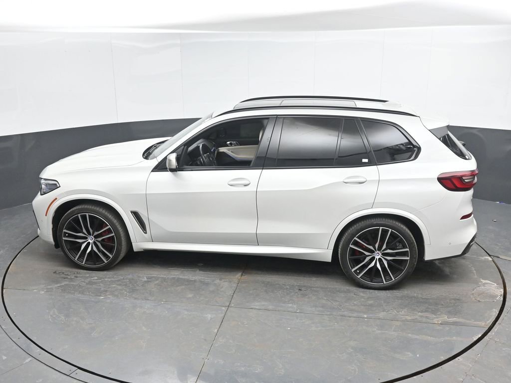 Used 2023 BMW X5 M50i w/ Executive Package image 43