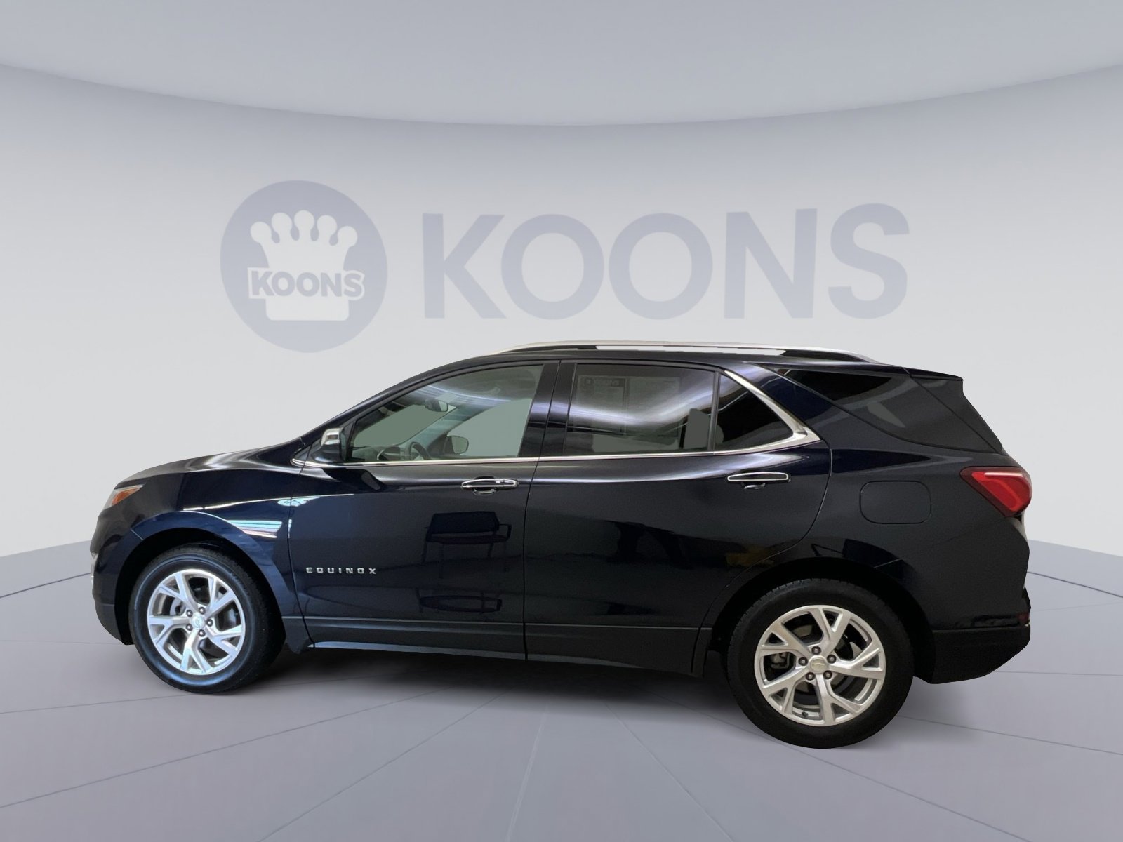 Used 2021 Chevrolet Equinox Premier image 2